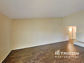 5529 Kerry Ln in Garland, TX - Foto de edificio - Building Photo