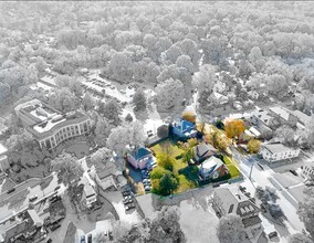 College Corners on High (Deluxe) in Farmville, VA - Foto de edificio - Building Photo