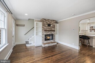 113 W Albertson Ave in Haddon Township, NJ - Building Photo - Building Photo