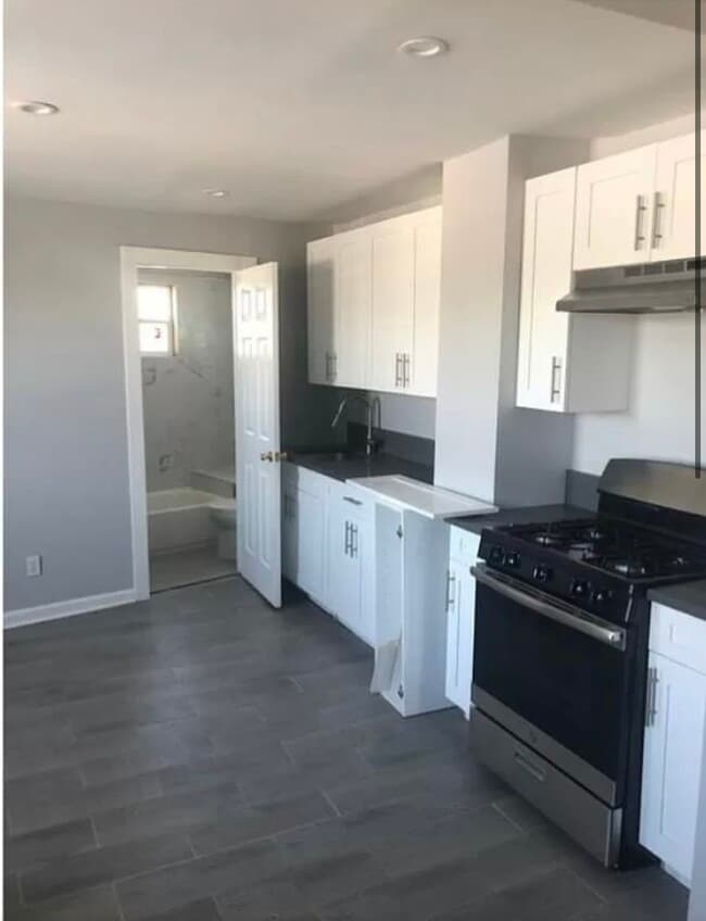 807 Summer Ave, Unit 1