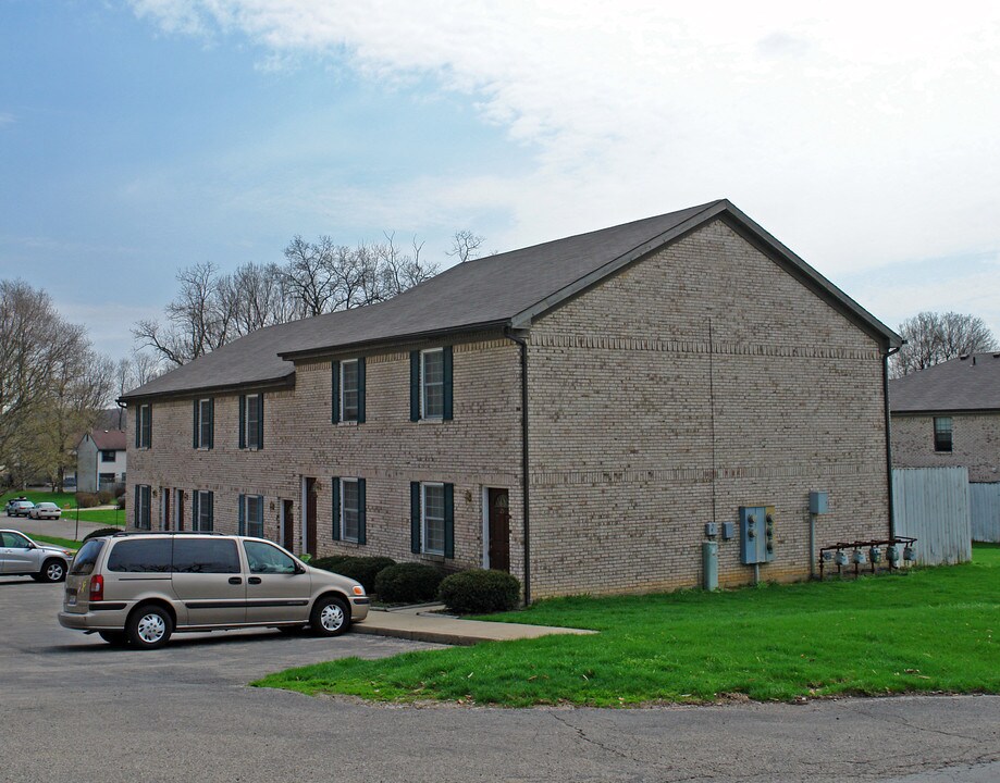 25-49 N East St in Bellbrook, OH - Foto de edificio
