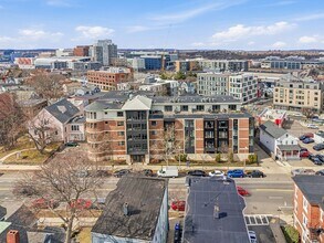 533 Cambridge St in Boston, MA - Building Photo - Building Photo