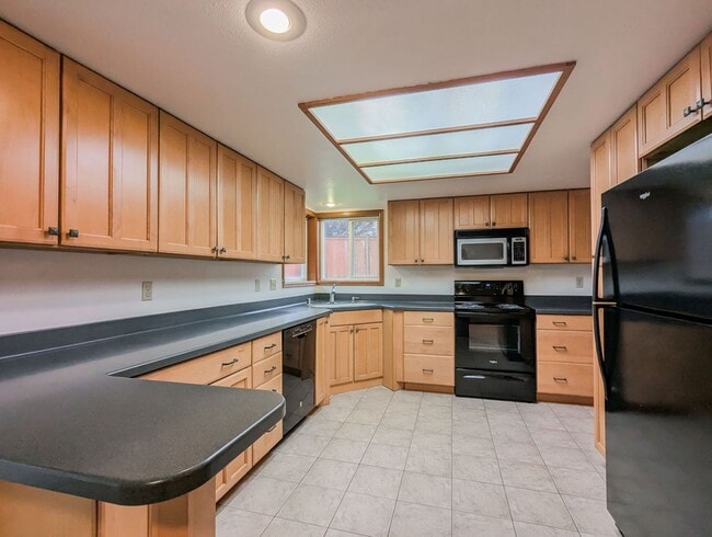 6721 62nd Pl NE in Marysville, WA - Foto de edificio - Building Photo