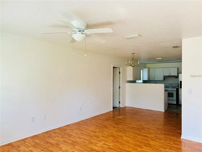 305 NW 31st St in Ocala, FL - Foto de edificio - Building Photo