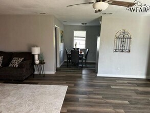 116 N Glencoe Cir in Wichita Falls, TX - Building Photo - Building Photo