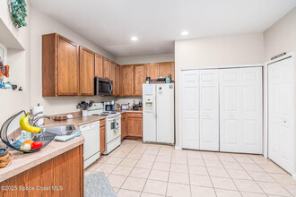 3481 Titanic Cir in Melbourne, FL - Building Photo - Building Photo
