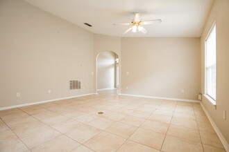 2757 Amaya Terrace in Lake Mary, FL - Building Photo - Building Photo