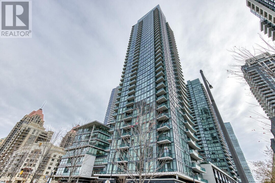 4099 Brickstone Mews in Mississauga, ON - Building Photo