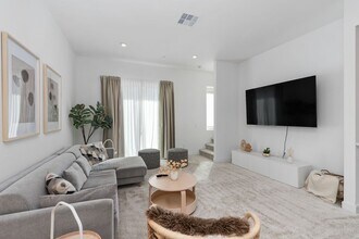 1118 W Bushell St in Anaheim, CA - Building Photo - Building Photo
