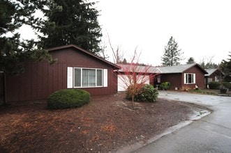 Battlecreek Apartments in Salem, OR - Building Photo - Building Photo