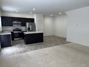 7867 Oakbrook Dr in Harrisburg, PA - Building Photo - Building Photo