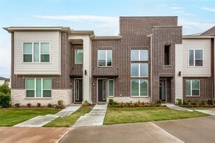 1737 Dalhart Rd in Plano, TX - Building Photo