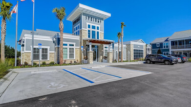 Springs at Flagler Center in Jacksonville, FL - Foto de edificio - Building Photo