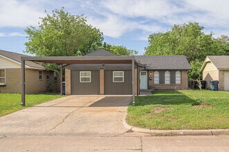 121 NW 79th St in Oklahoma City, OK - Building Photo - Building Photo