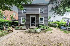 property at 41 Elizabeth St