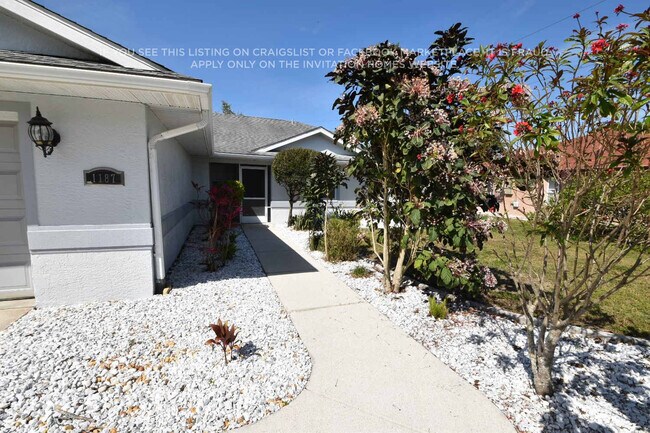 1187 Desmond St in Port Charlotte, FL - Building Photo - Building Photo