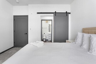 6105 N Rural St in Indianapolis, IN - Building Photo - Building Photo