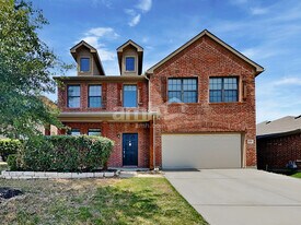 4301 Summer Star Ln in Fort Worth, TX - Building Photo
