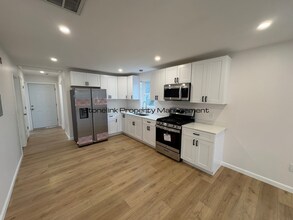 1014 Douglas Ave in Providence, RI - Building Photo - Building Photo