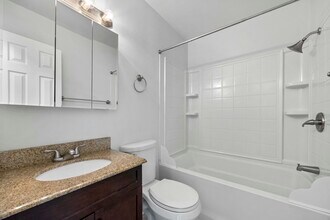 1615 Cottonwood Dr in Louisville, CO - Building Photo - Building Photo