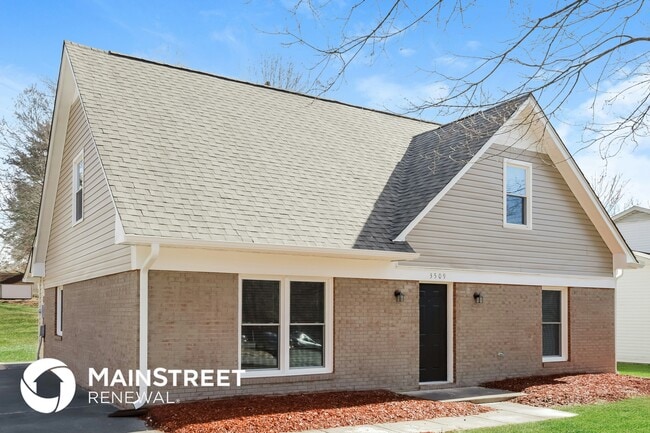 3509 Cedar Post Rd in Winston-Salem, NC - Foto de edificio - Building Photo