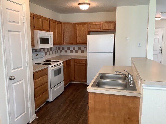 13049 Skyline Dr in Willis, TX - Building Photo - Building Photo