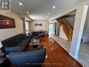 5503 Landsborough Ave in Mississauga, ON - Building Photo - Building Photo