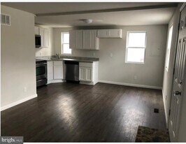 125 Borton Dr in Woodstown, NJ - Building Photo