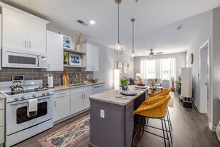 Asbury Flats in Charlotte, NC - Building Photo