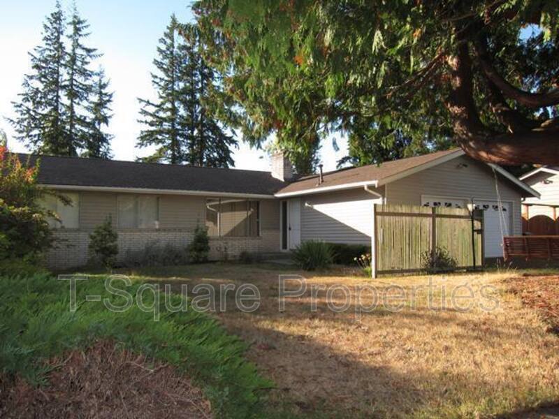 18510 43rd Pl W in Lynnwood, WA - Building Photo