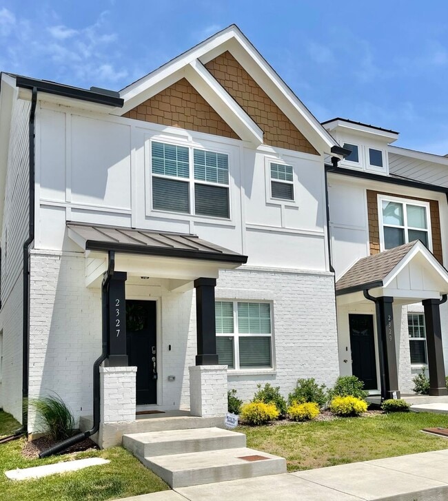 2327 Patrick Ave in Nashville, TN - Building Photo - Building Photo