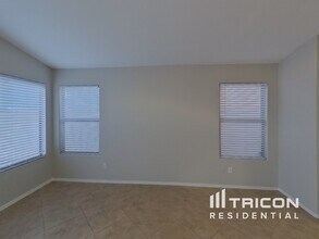 1612 E Barbarita Ave in Gilbert, AZ - Building Photo - Building Photo