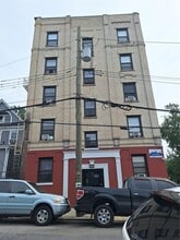 60 Post St in Yonkers, NY - Building Photo - Building Photo