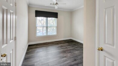 12012 Taliesin Pl-Unit -26 in Reston, VA - Building Photo - Building Photo