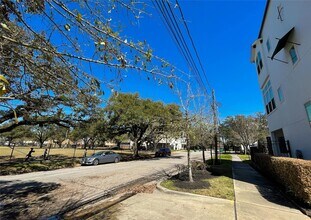 4805 Jackson St in Houston, TX - Building Photo - Building Photo
