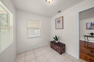 4053 41st Ave N in St. Petersburg, FL - Building Photo - Building Photo