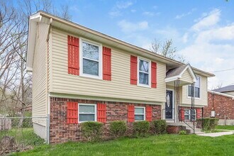 9713 Ranger Rd in Louisville, KY - Building Photo - Building Photo