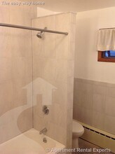 26 Dover St, Unit #2 in Cambridge, MA - Foto de edificio - Building Photo