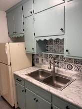 1051 S 31st St, Unit 1051 in Lincoln, NE - Foto de edificio - Building Photo