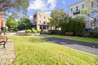 428 Bill Kennedy Wy SE, Unit GG-GG107 in Atlanta, GA - Building Photo - Building Photo