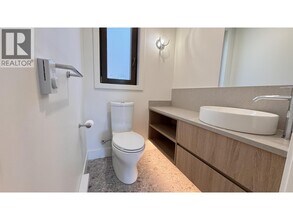 6258 Oak St in Vancouver, BC - Building Photo - Building Photo