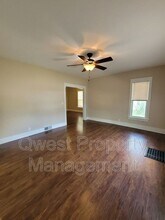 932 Crescent St NE in Grand Rapids, MI - Building Photo - Building Photo
