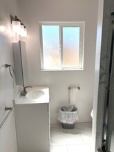 6418 Garber Ave in San Diego, CA - Foto de edificio - Building Photo