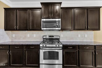 211 Westgrove Ct in Durham, NC - Building Photo - Building Photo