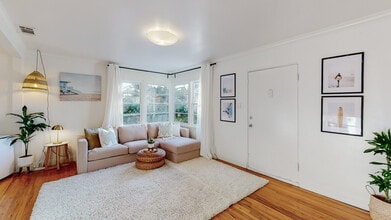 904 Victoria Ave, Unit Bungalow in Venice, CA - Building Photo - Building Photo