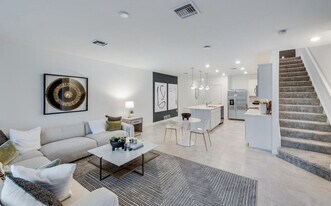 1430 Weeping Willow Ct in Cape Coral, FL - Building Photo