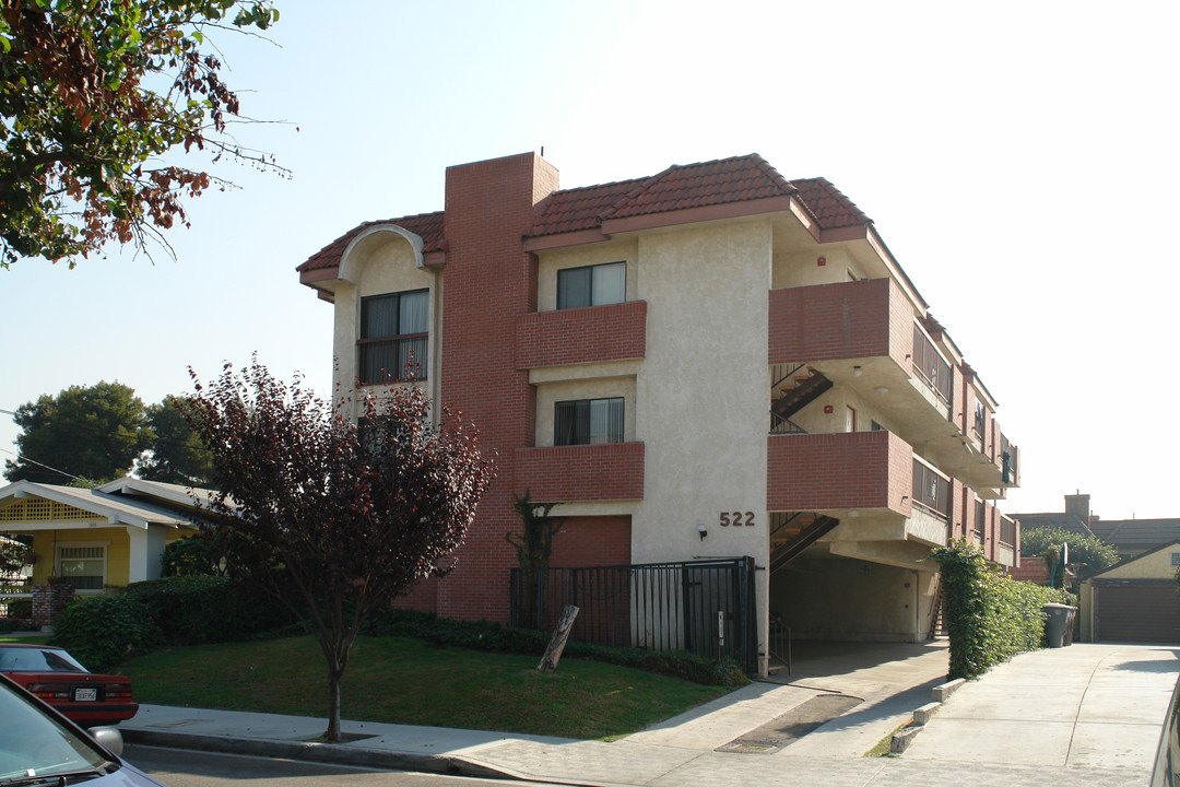 522 Raleigh St in Glendale, CA - Building Photo