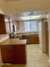 925 N College Ave in Tempe, AZ - Building Photo - Building Photo