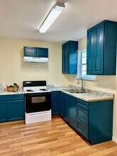 647 Cotton St in Baton Rouge, LA - Foto de edificio - Building Photo
