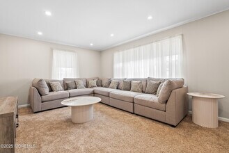 8 Nolan Dr in West Long Branch, NJ - Building Photo - Building Photo